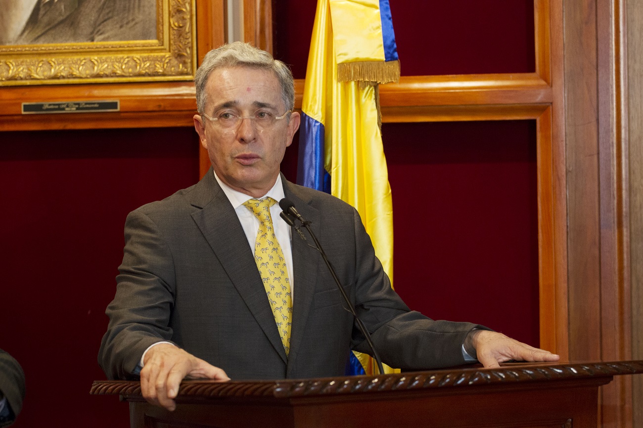 Álvaro Uribe lanza fuertes críticas a los acuerdos entre el Gobierno y las Farc