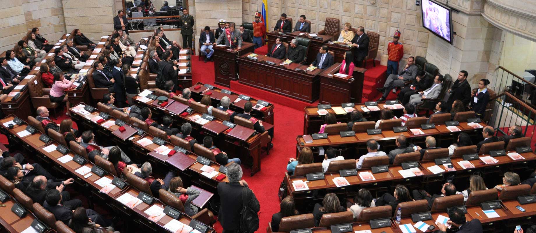 En el congreso se crítica con dureza el proyecto de fuero militar