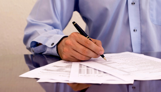 ¿Qué condiciones deben cumplir los contratos para que sean válidos según el Código Civil?