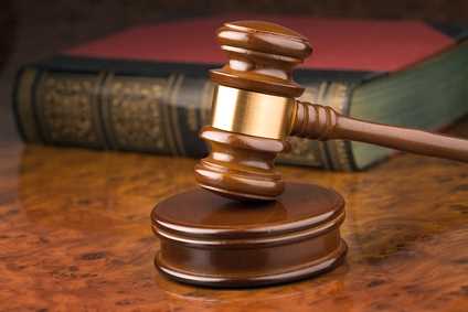 ¿Frente a que personas o entidades se debe interponer un derecho de petición?